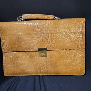 Women's purse/brief etc